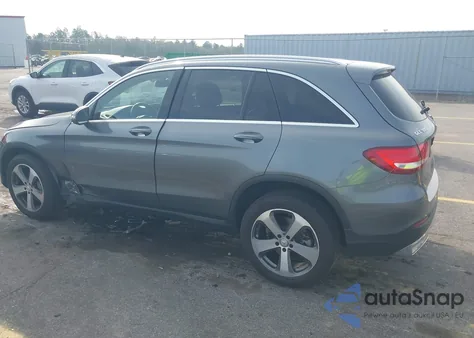 2016 Mercedes-Benz Glc 300 z USA, uszkodzony, nr VIN WDC0G4JB6GF067481